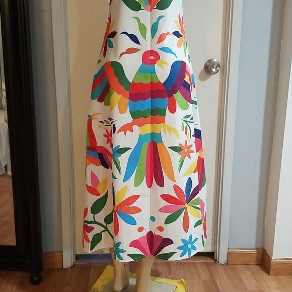 Colorful small new dress  - Picture 8 of 12